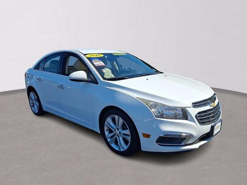 Used 2016 Chevrolet Cruze LTZ FWD image 3