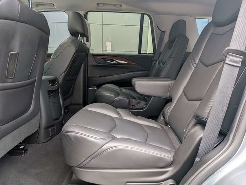 Used 2019 Cadillac Escalade Premium Luxury RWD image 15