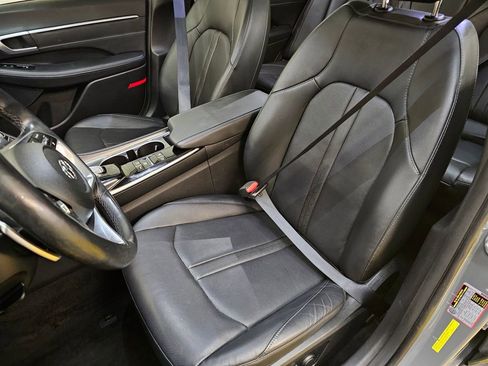 Used 2021 Hyundai Sonata Limited image 22