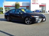 Used 2019 Toyota Camry SE image 2