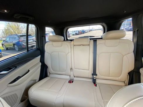 Used 2023 Jeep Grand Cherokee Limited w/ Luxury Tech Group II AWD/4WD image 12