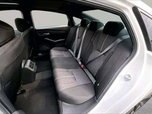 Used 2025 Honda Accord Sport image 18