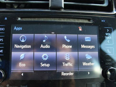 Used 2016 Toyota Prius Three image 22