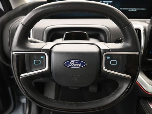 Used 2025 Ford Expedition Max Platinum w/ Driver's Package image 15