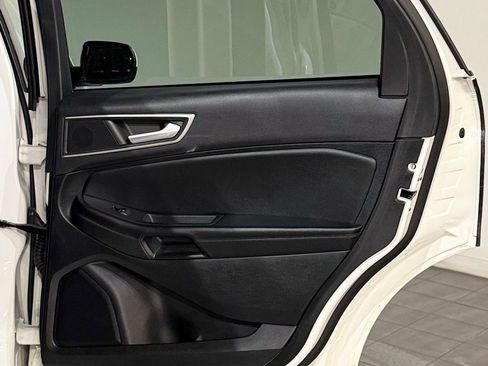 Used 2022 Ford Edge SEL w/ Convenience Package image 48