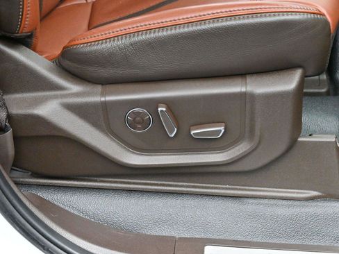 Used 2022 Ford F350 King Ranch w/ King Ranch Ultimate Package image 38