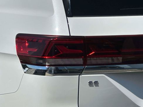 Certified 2026 Volkswagen Atlas SE AWD/4WD image 8