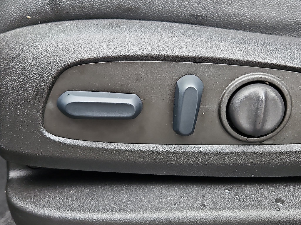 Used 2023 Chevrolet Equinox RS AWD/4WD image 28