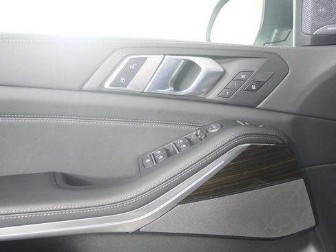 Certified 2026 BMW X5 xDrive40i AWD/4WD image 8