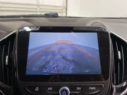 Used 2017 Chevrolet Volt Premier w/ Driver Confidence II Package image 24