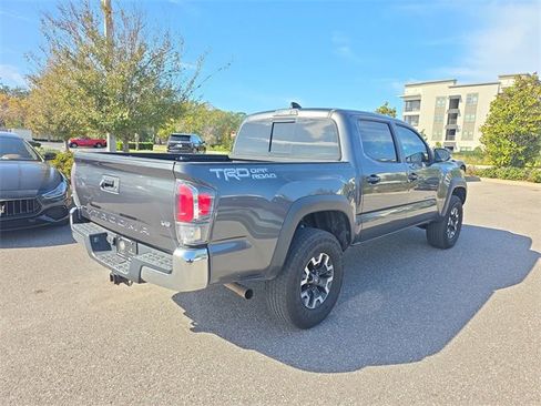 Used 2020 Toyota Tacoma TRD Off-Road image 4