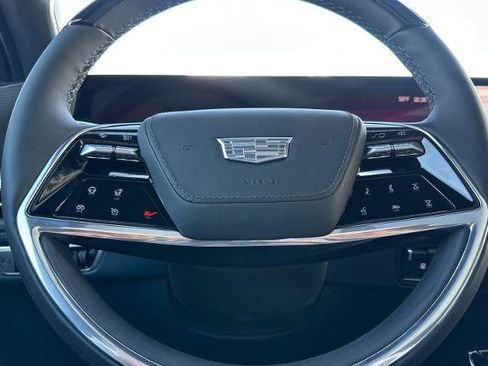 New 2025 Cadillac Escalade IQ Luxury 2 image 28