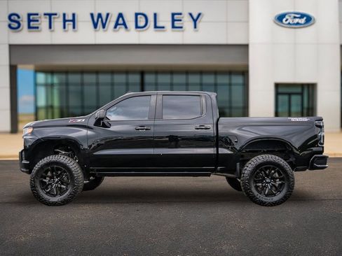 Used 2022 Chevrolet Silverado 1500 Custom Trail Boss AWD/4WD image 4