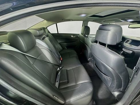 Used 2014 Hyundai Genesis 5.0 R-Spec image 31