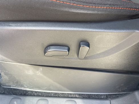 Used 2024 Nissan Frontier PRO-4X w/ Technology Package image 17