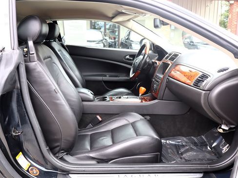 Used 2007 Jaguar XK Coupe RWD image 17