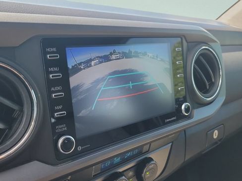 Certified 2022 Toyota Tacoma TRD Sport w/ Technology Package RWD image 17