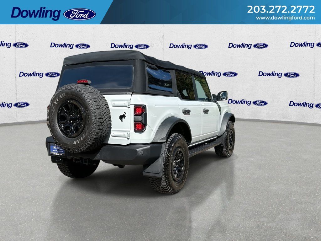 Used 2023 Ford Bronco Wildtrak AWD/4WD image 8