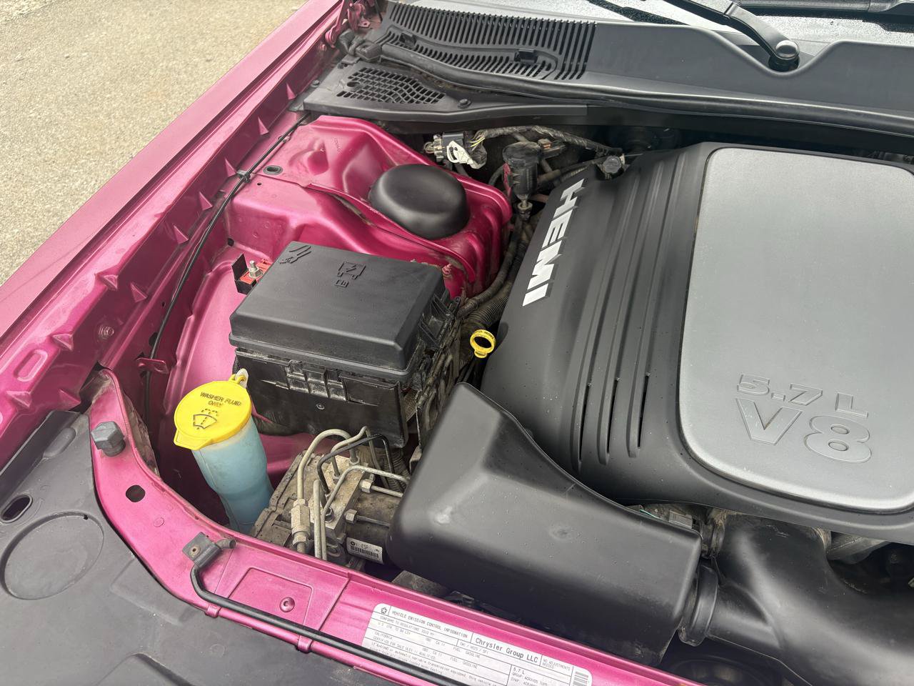 Used 2010 Dodge Challenger R/T RWD image 40
