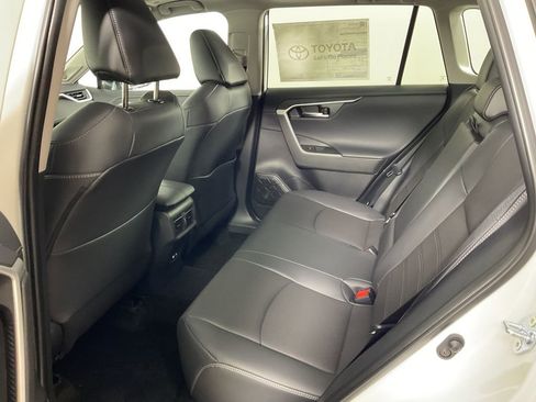 New 2025 Toyota RAV4 Limited image 18