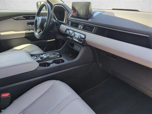 Used 2025 Honda Pilot EX-L image 19