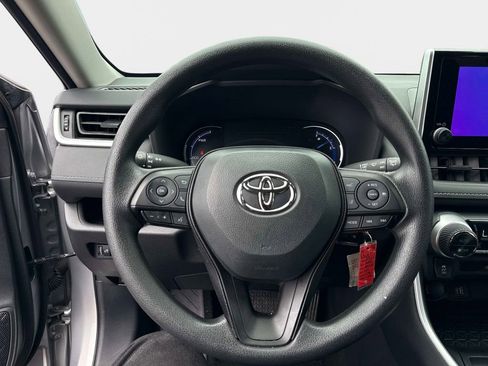 Used 2024 Toyota RAV4 LE image 30