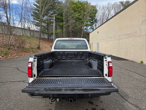 Used 2010 Ford F350 XL image 11