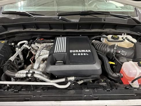 Used 2024 GMC Sierra 1500 SLE w/ Preferred Package AWD/4WD image 25