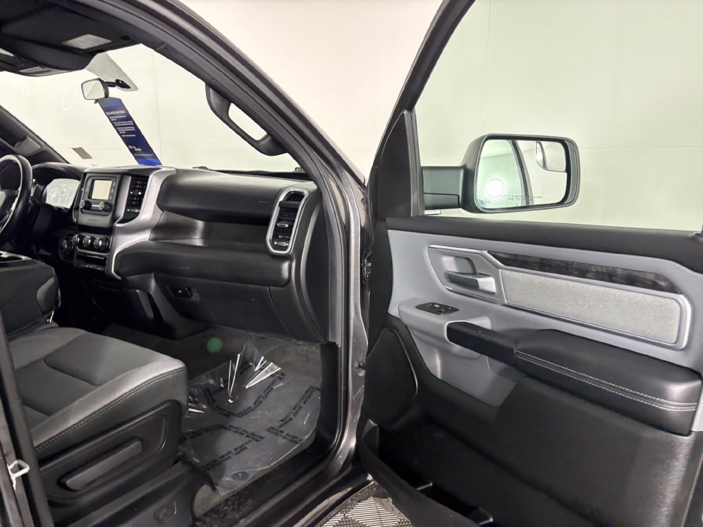 Used 2022 RAM 1500 Big Horn AWD/4WD image 33