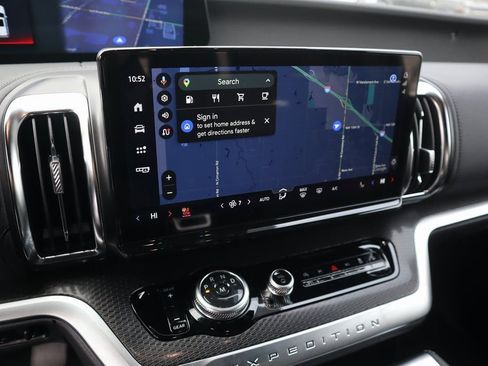 New 2025 Ford Expedition Platinum w/ Stealth Performance Package image 7