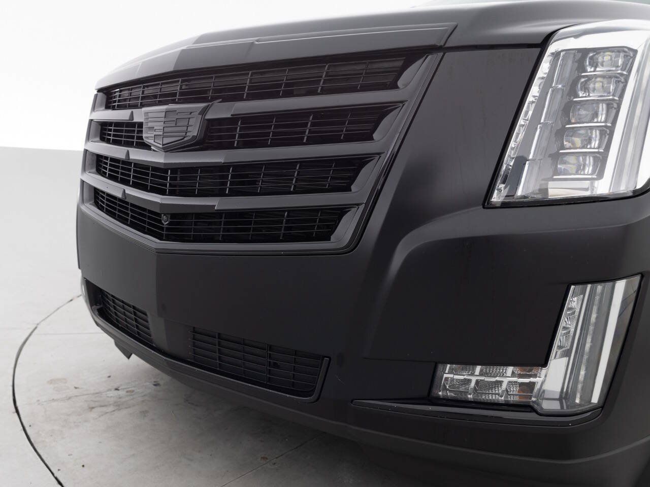 Used 2015 Cadillac Escalade Premium AWD/4WD image 15