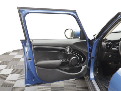 Certified 2023 MINI Cooper S FWD image 5