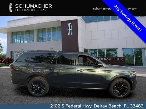 New 2026 Lincoln Navigator L Reserve w/ Jet Appearance Package AWD/4WD image 8