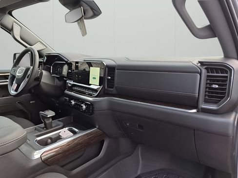 New 2026 GMC Sierra 1500 Elevation image 14