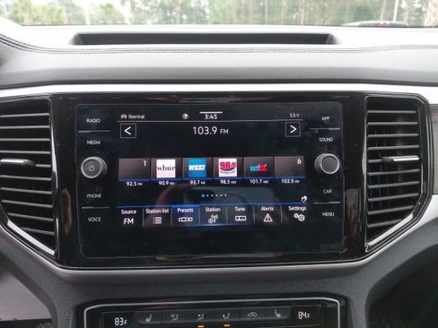 Used 2023 Volkswagen Atlas SE image 15