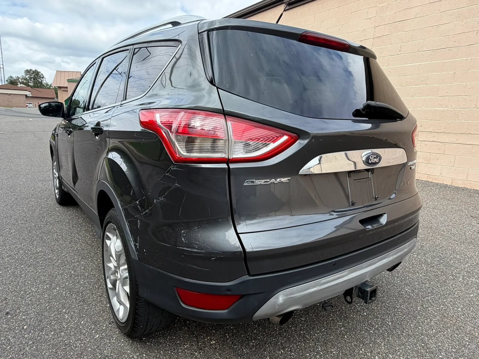 Used 2016 Ford Escape Titanium AWD/4WD image 5