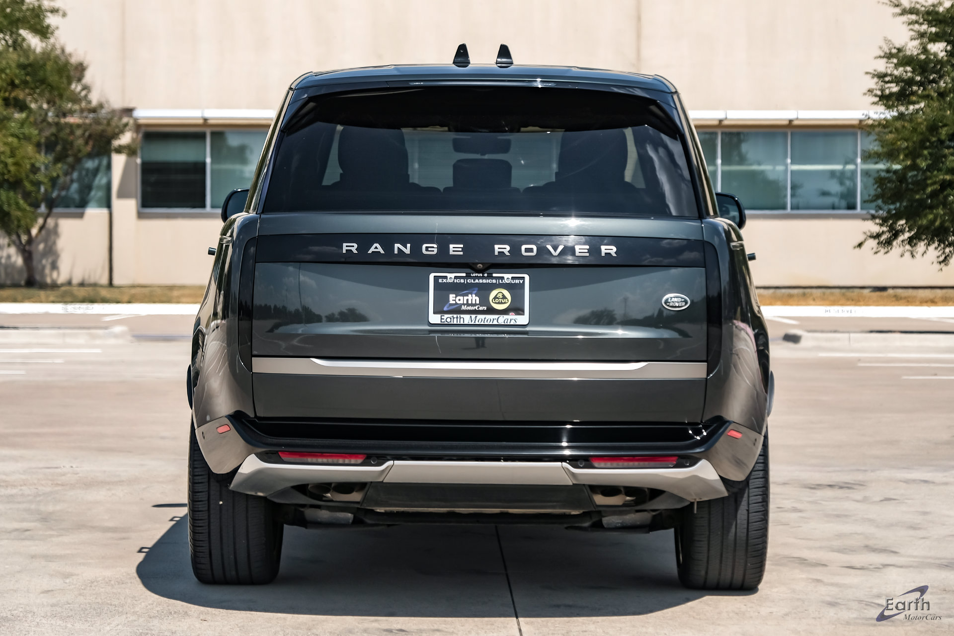 Used 2023 Land Rover Range Rover Long Wheelbase Autobiography AWD/4WD image 11