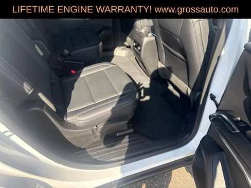 Used 2025 Chevrolet Traverse LT AWD/4WD image 44