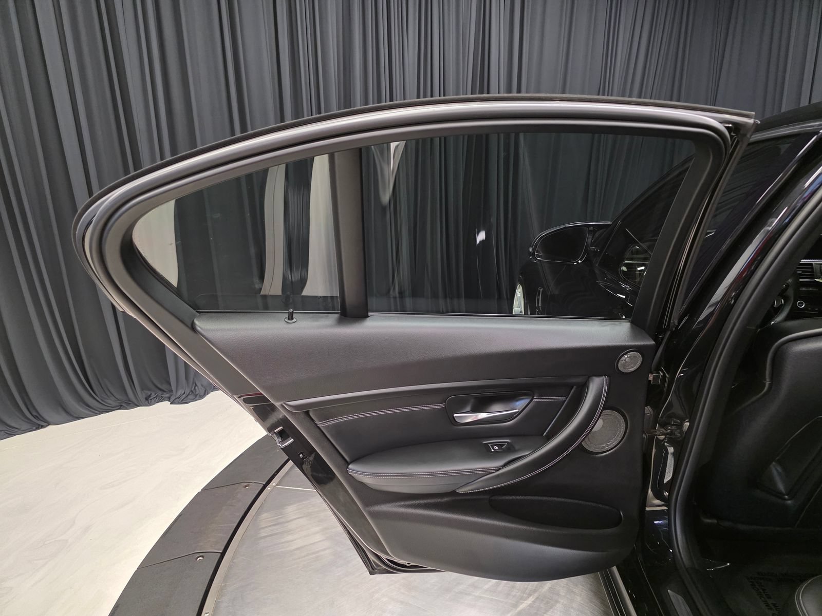 Used 2018 BMW M3 w/ Competition Package RWD image 33
