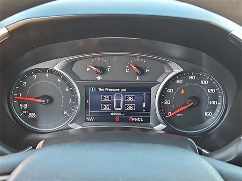 Used 2019 Chevrolet Equinox LT image 18