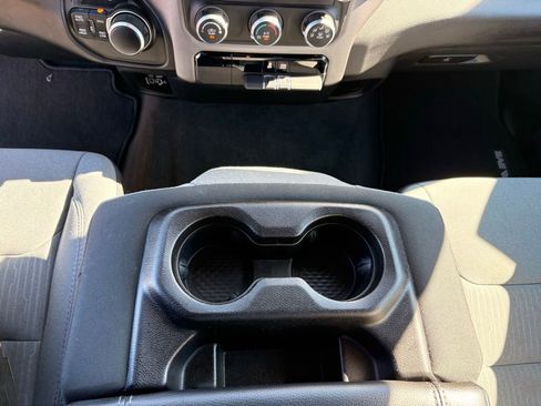 Used 2022 RAM 1500 Big Horn AWD/4WD image 22