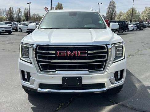Used 2024 GMC Yukon XL SLT w/ SLT Luxury Package AWD/4WD image 5