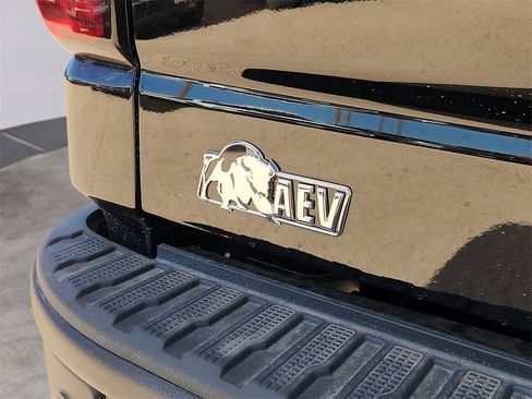 New 2026 GMC Sierra 1500 AT4X w/ AT4X AEV Edition image 10