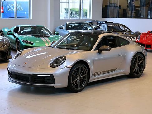 Used 2023 Porsche 911 Carrera T RWD image 48
