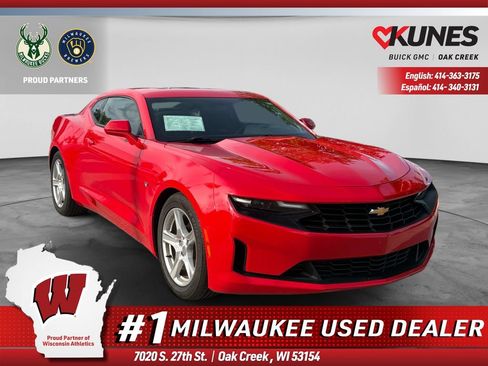 Used 2023 Chevrolet Camaro LT RWD image 1
