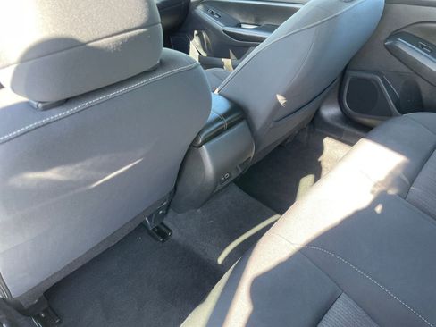 Used 2025 Nissan Altima 2.5 SV image 23