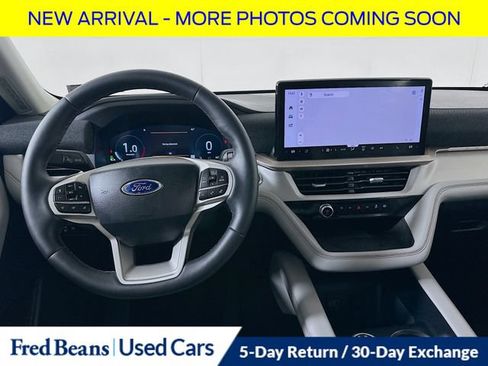 Used 2026 Ford Explorer Active w/ Active Comfort Package AWD/4WD image 17