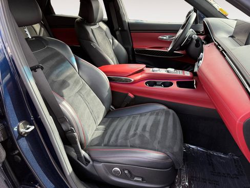 Used 2022 Genesis GV70 3.5T Sport w/ Sport Prestige Package image 19