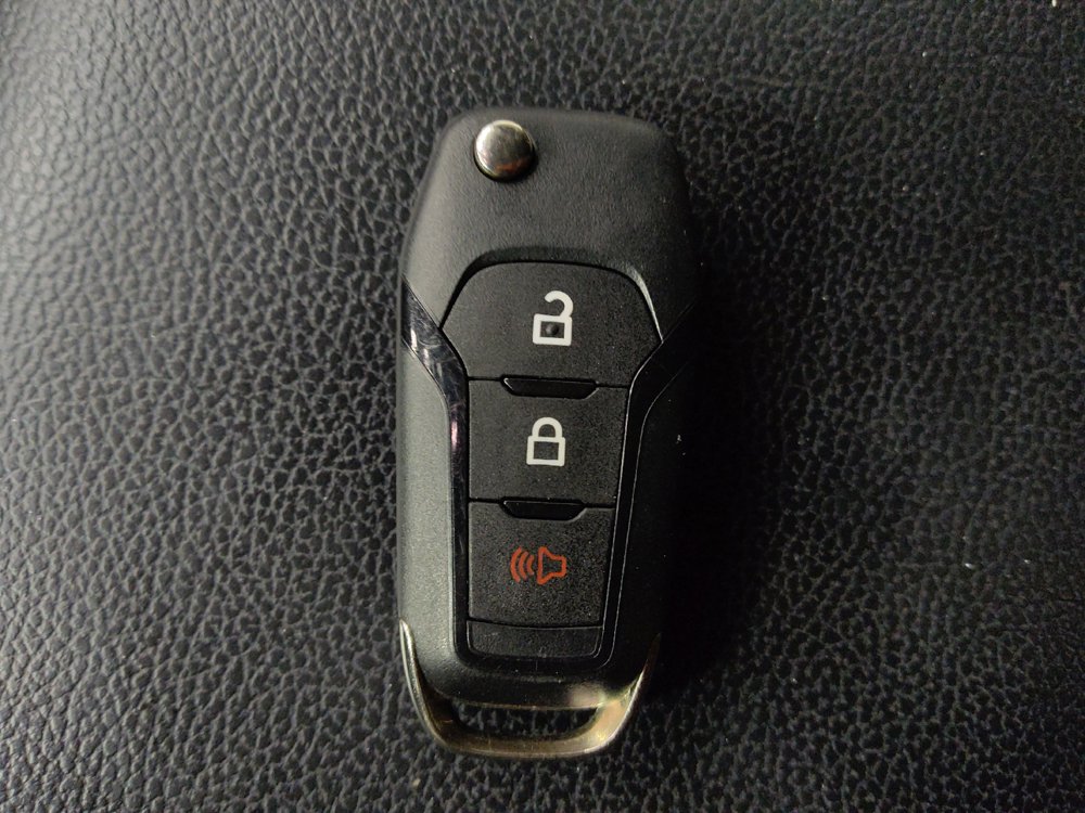 Used 2015 Ford F150 XLT w/ Equipment Group 301A Mid AWD/4WD image 32