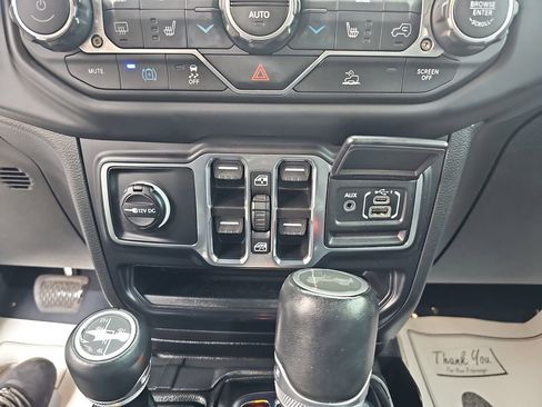 Used 2023 Jeep Wrangler Unlimited Sahara w/ Cold Weather Group image 32